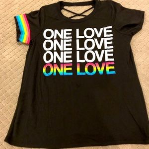 Chaser open back slouchy tee . Size medium